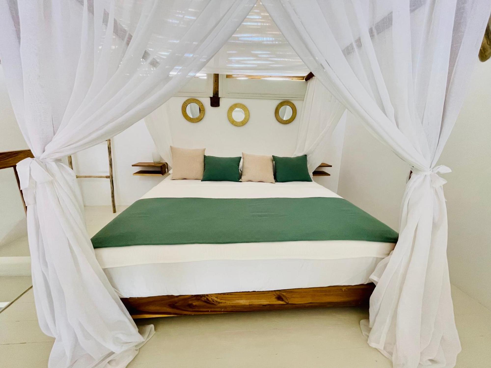 Leeloo Boutique Hotel Лас Терренас Экстерьер фото